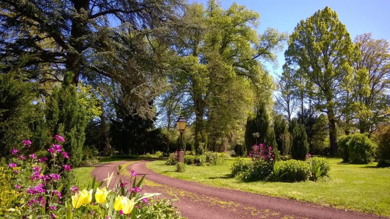 Chateau De La Vernede, La Grande Vernede Saint-Remy-de-Chargnat ภายนอก รูปภาพ