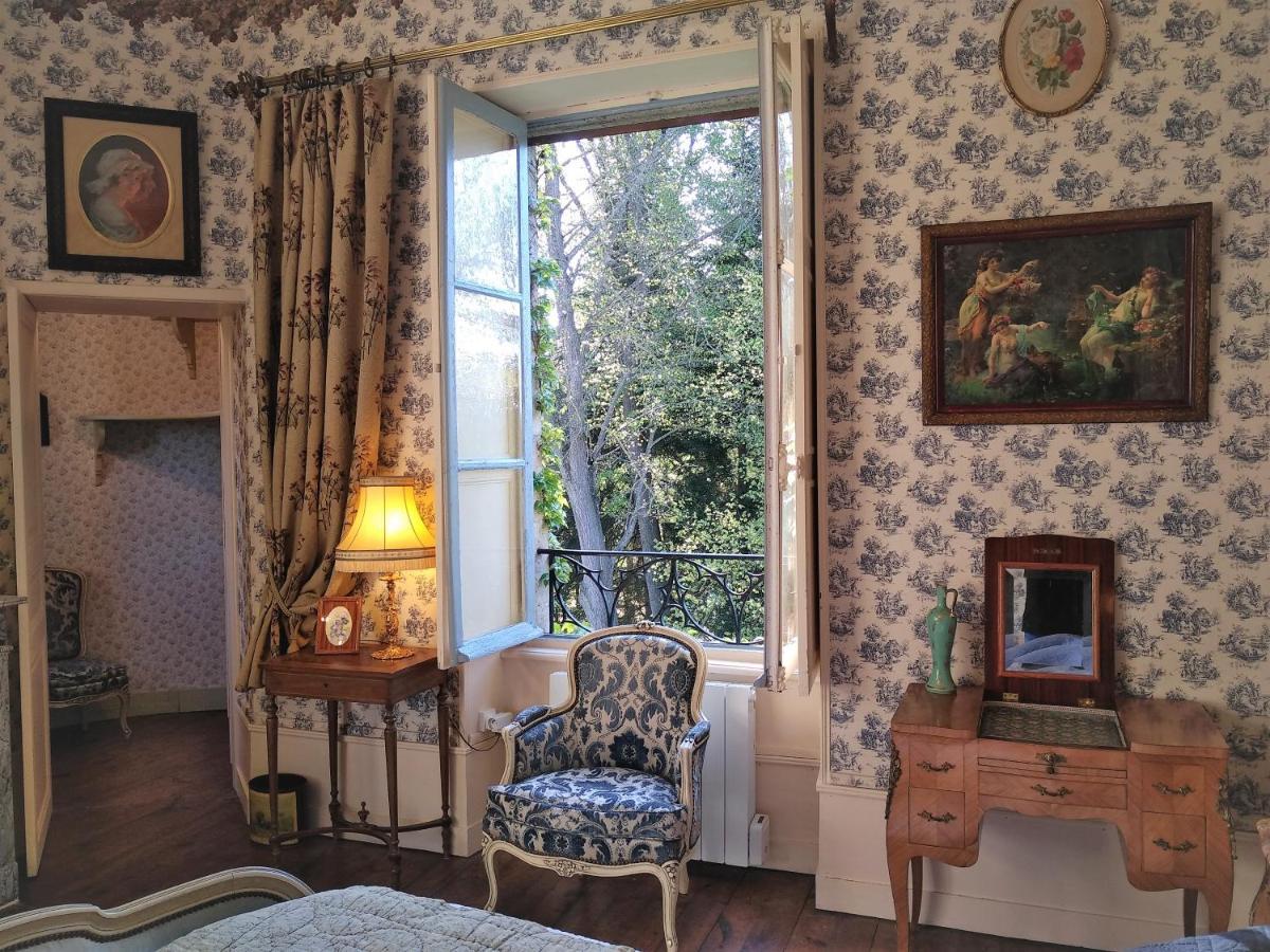 Chateau De La Vernede, La Grande Vernede Saint-Remy-de-Chargnat ภายนอก รูปภาพ