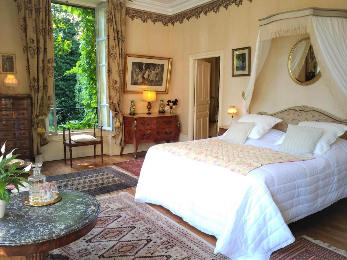 Chateau De La Vernede, La Grande Vernede Saint-Remy-de-Chargnat ภายนอก รูปภาพ