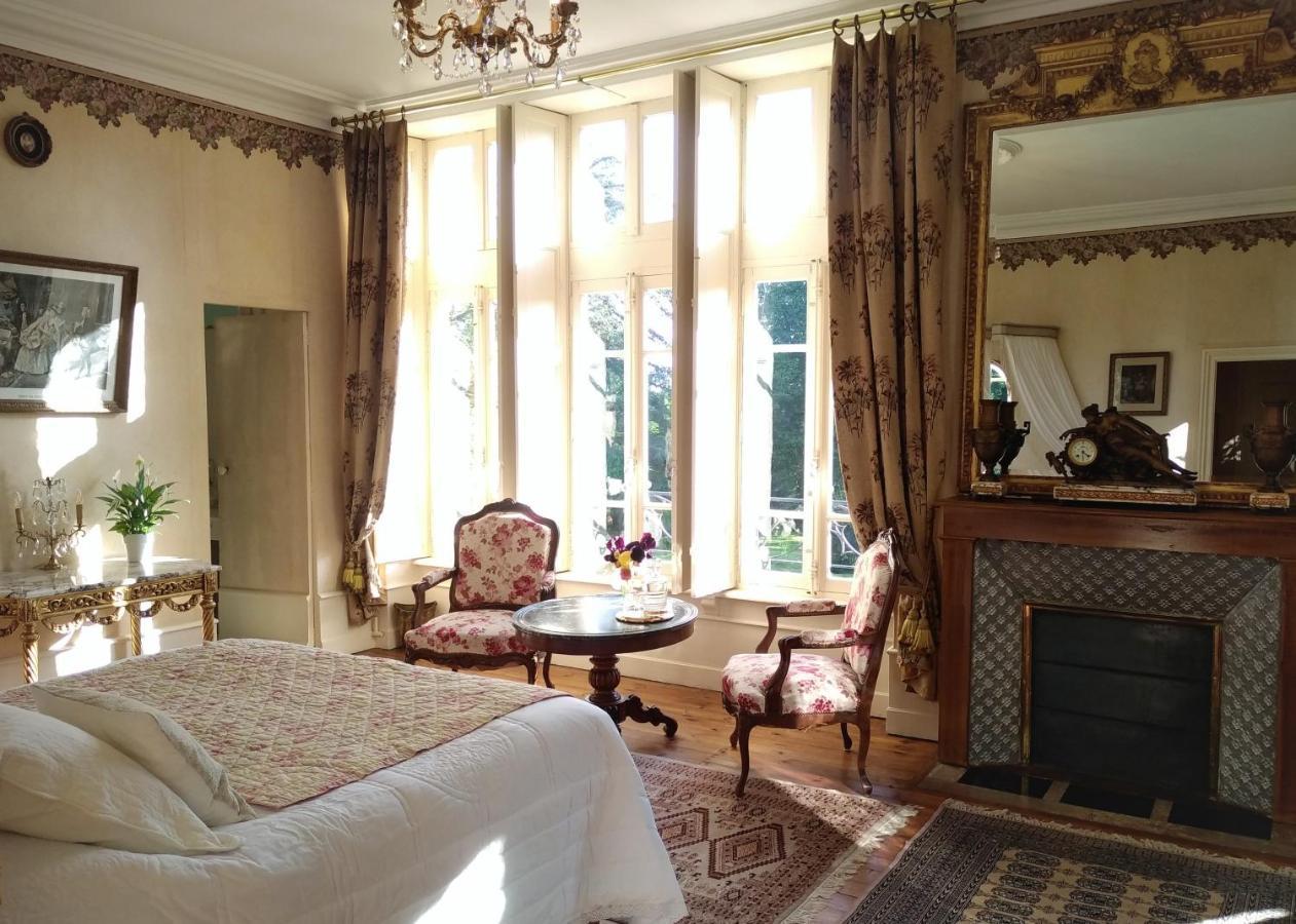 Chateau De La Vernede, La Grande Vernede Saint-Remy-de-Chargnat ภายนอก รูปภาพ